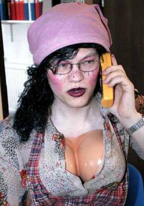 Pictures/Olov3_opt.jpg (37257 bytes)