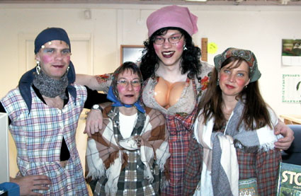 Pictures/Psk1b.jpg (40427 bytes)